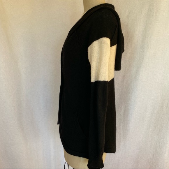 360Cashmere XS/S black/ ivory hoody - Picture 2 of 10